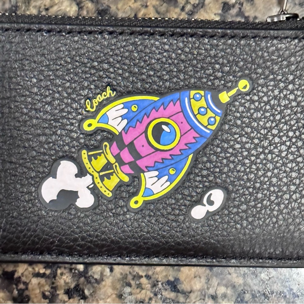 Cosmic Coach Zip Card Case With Rocket Print Black Leather Zip pocket New - Picture 2 of 8